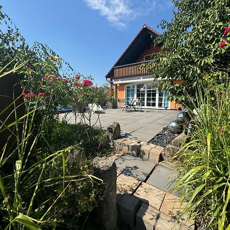 B&B'S Im Aischgrund Adelsdorf Bagian luar foto