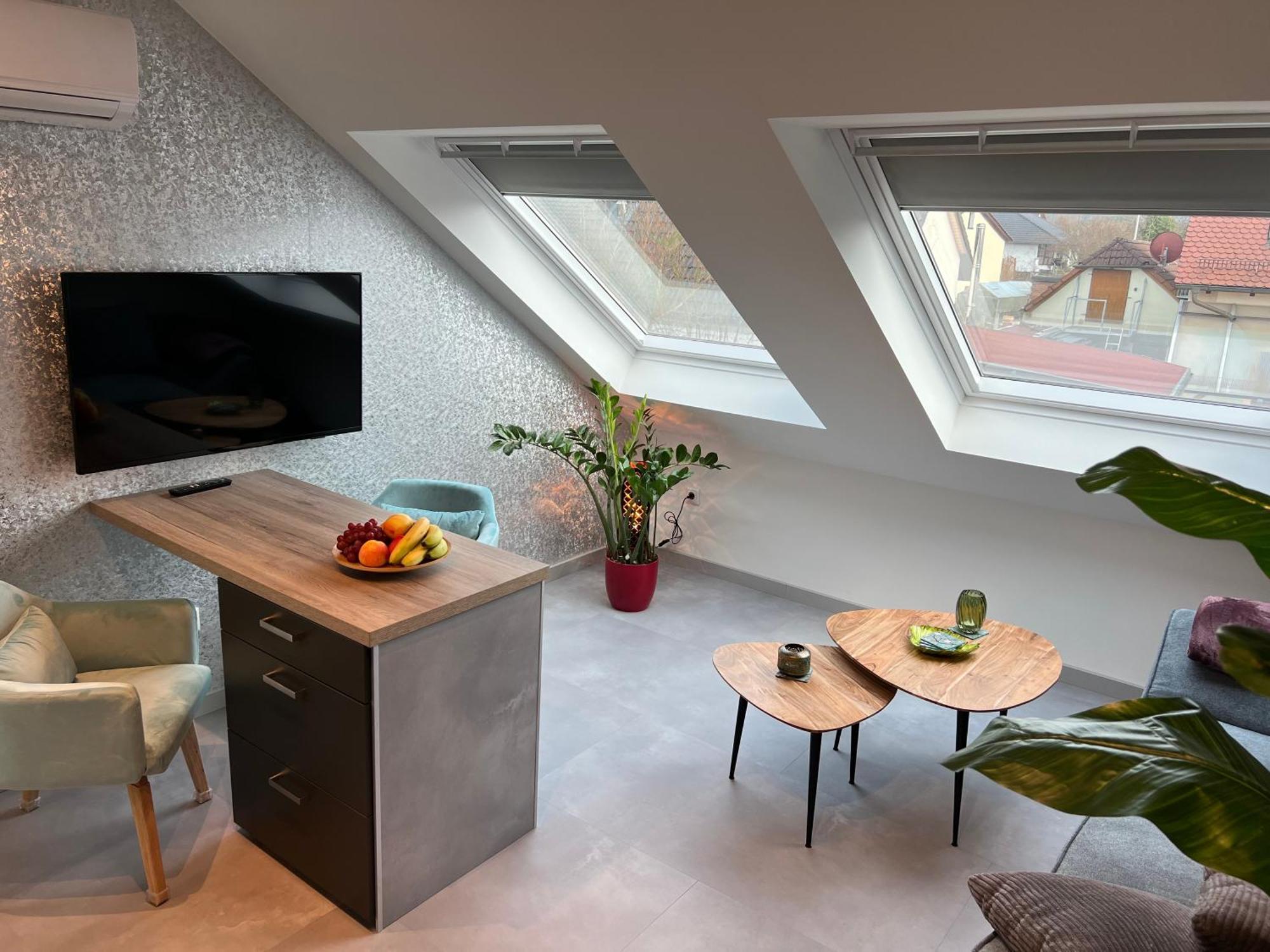 B&B'S Im Aischgrund Adelsdorf Bagian luar foto