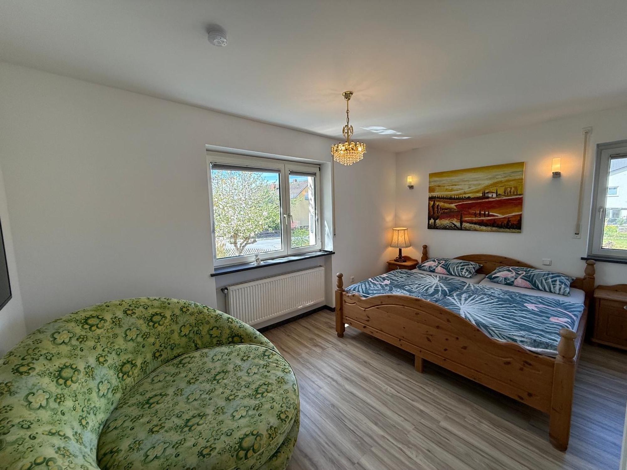 B&B'S Im Aischgrund Adelsdorf Bagian luar foto