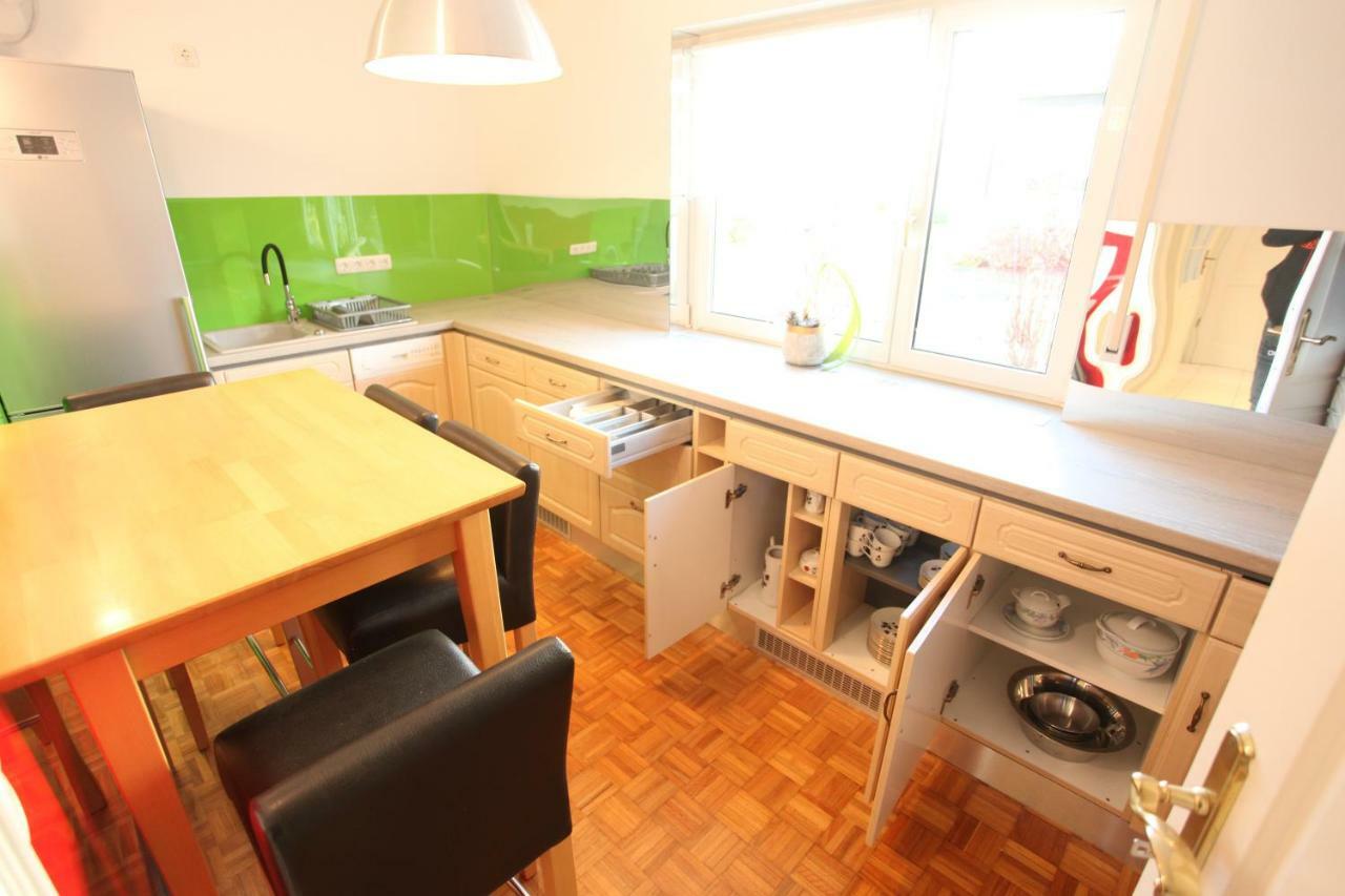 B&B'S Im Aischgrund Adelsdorf Bagian luar foto